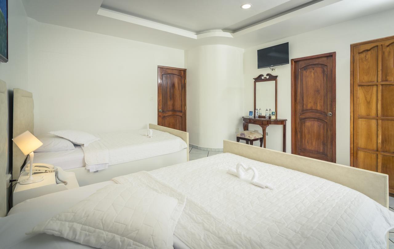 Grand Hotel Lobo De Mar 阿约拉港 外观 照片